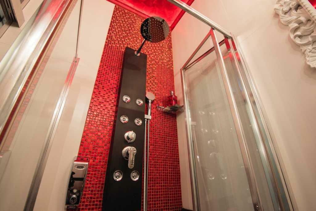 Jacuzzi Love Suitesweetrome Luaran gambar